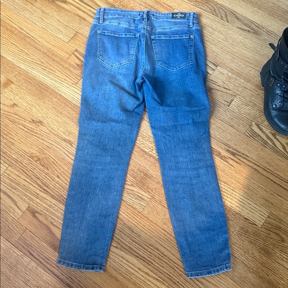 Nanette Lepore Bell, high-rise ankle skinny jeans - Picture 4 of 4